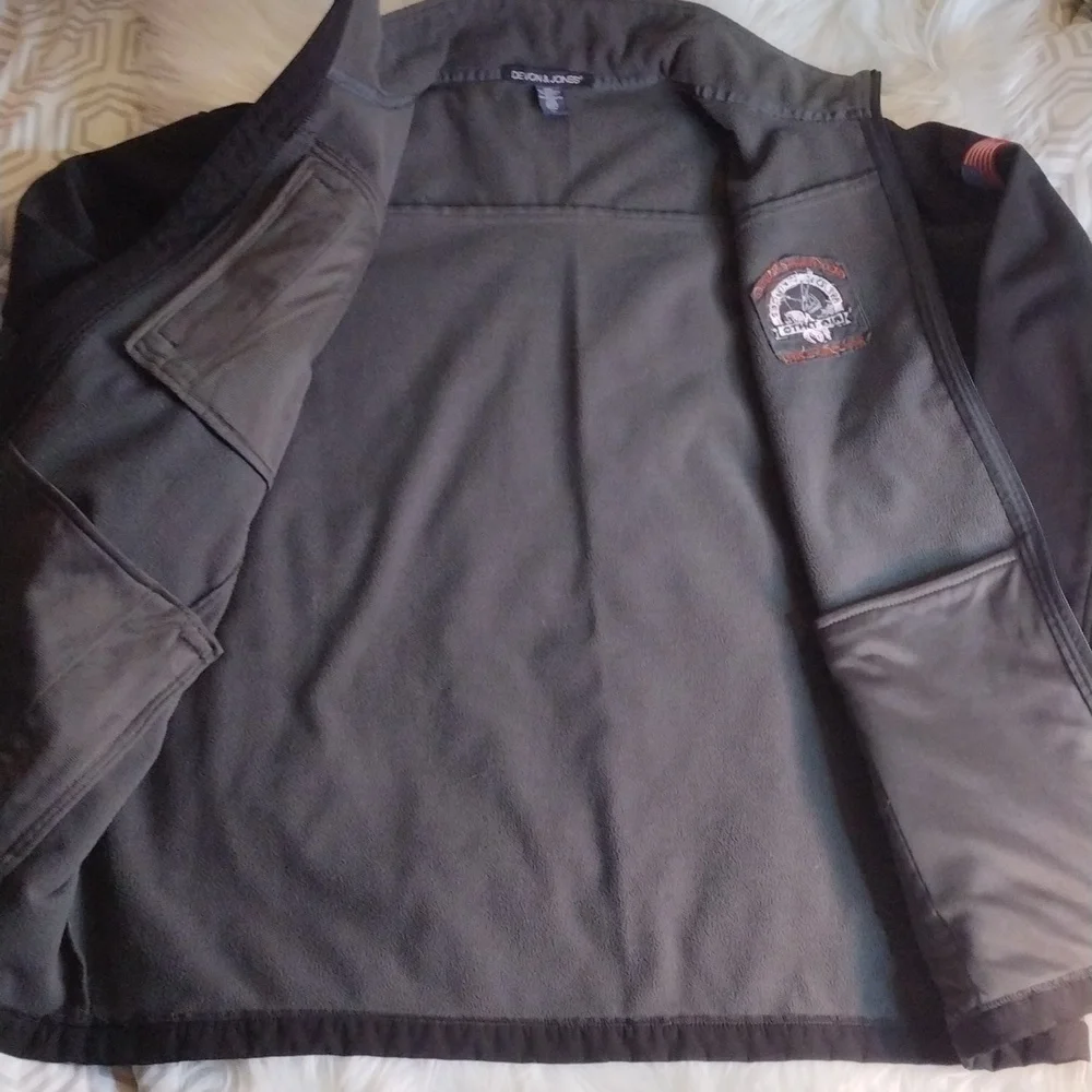 Devon & Jones waterproof soft shell jacket black XL mens